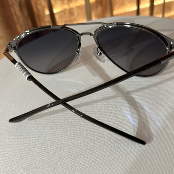 Prada PR51WS Pilot Sunglasses Prada Matte Black Grey Polarized Lens - Picture 12 of 17